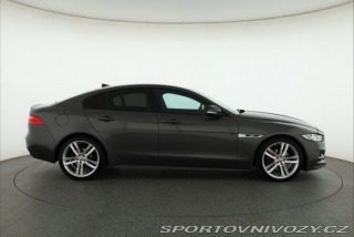 Jaguar XE 20d 2016