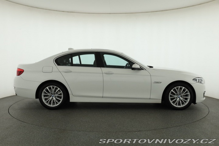 BMW 5 Luxury Line 535i xDrive 2015