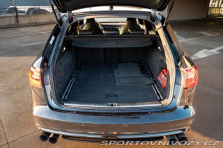 Audi S6 4,0   C7 V8 biturbo 2012