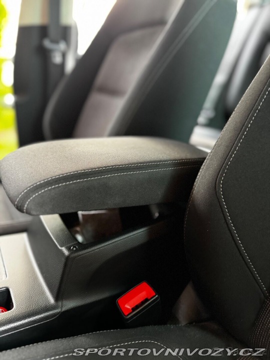 Volkswagen Ostatní modely Passat 2,0 B8 Comfortline 2.0 2016