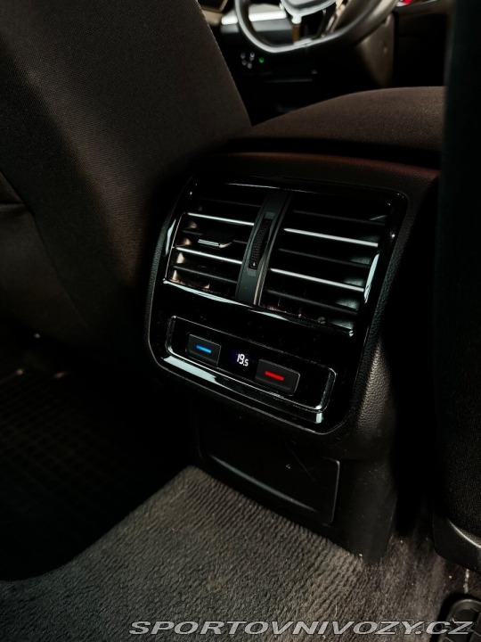 Volkswagen Ostatní modely Passat 2,0 B8 Comfortline 2.0 2016