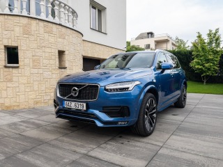 Volvo  XC90 R-Design Modrá 2018 63tis