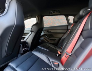 Porsche Taycan Cross Turismo 4 *Pasažie 2023