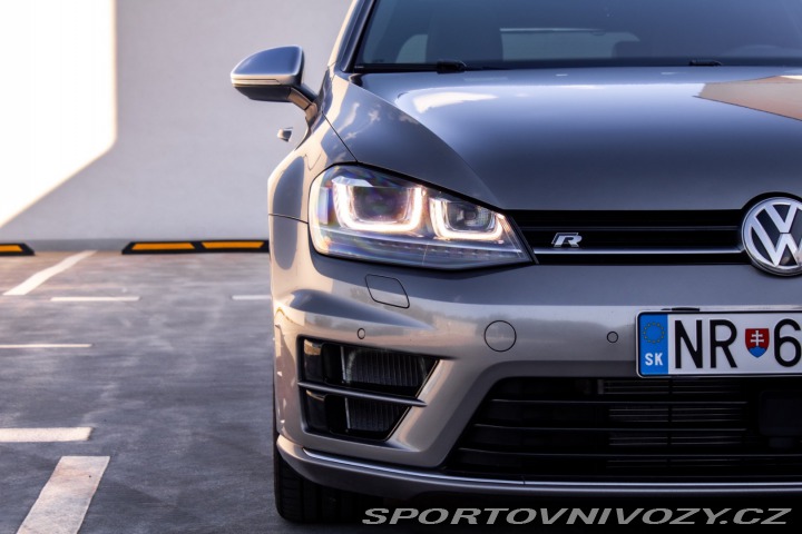 Volkswagen Golf Variant R 2.0 TSI BMT Hi 2015