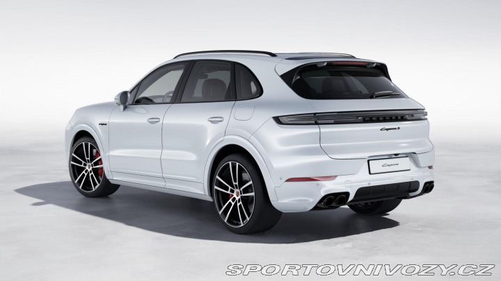 Porsche Cayenne S E-Hybrid 2024