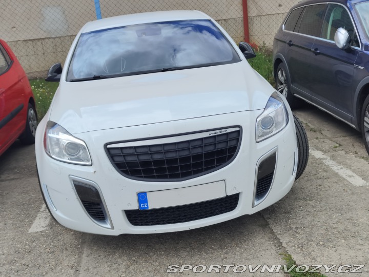 Opel Insignia OPC 2011