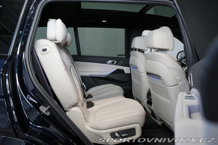 BMW X7 M60i Pano Nez.Top H/K Taž 2023