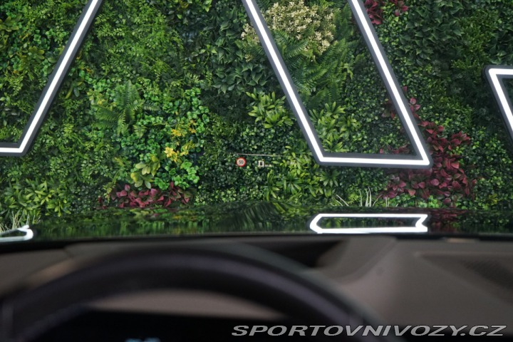 BMW X7 M60i Pano Nez.Top H/K Taž 2023
