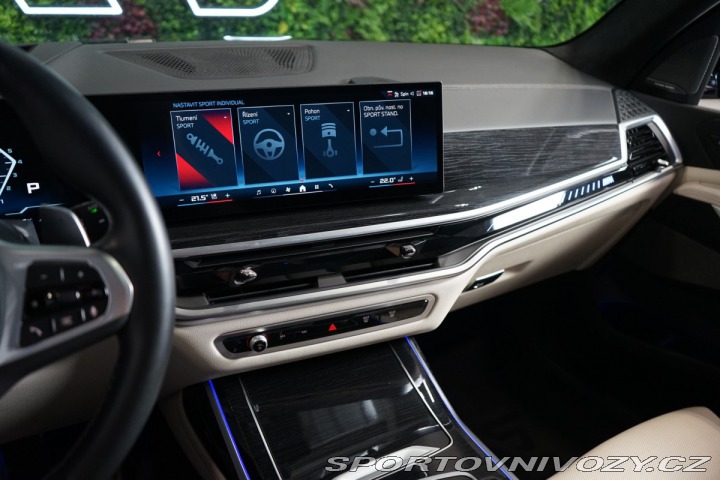 BMW X7 M60i Pano Nez.Top H/K Taž 2023
