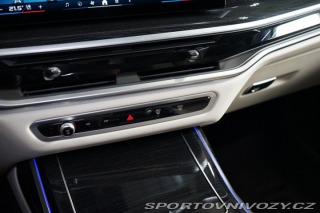 BMW X7 M60i Pano Nez.Top H/K Taž 2023