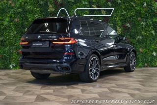 BMW X7 M60i Pano Nez.Top H/K Taž 2023