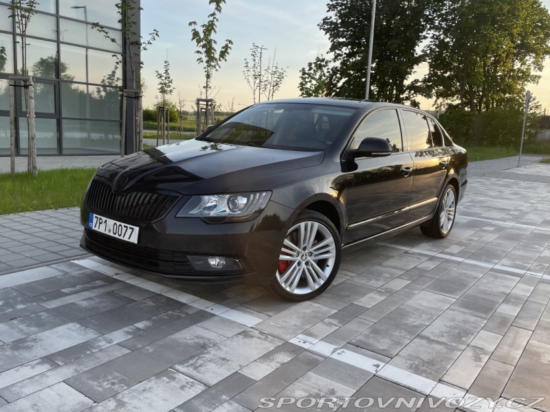 Škoda Superb 