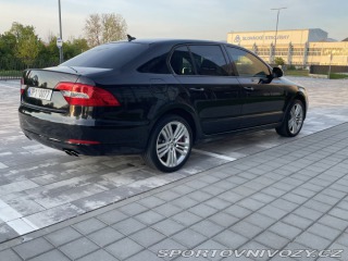 Škoda Superb  2013