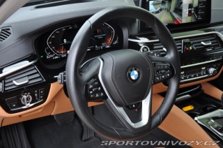 BMW 5 530d xD LUXURY ZÁRUKA LAS 2023