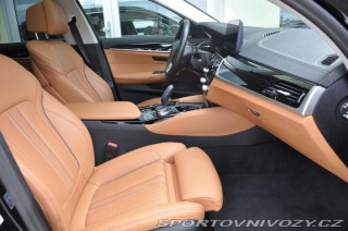 BMW 5 530d xD LUXURY ZÁRUKA LAS 2023