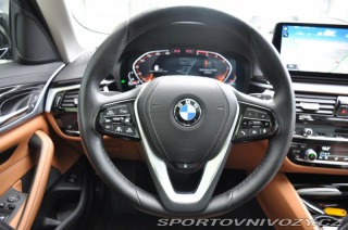 BMW 5 530d xD LUXURY ZÁRUKA LAS 2023