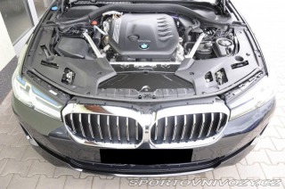 BMW 5 530d xD LUXURY ZÁRUKA LAS 2023