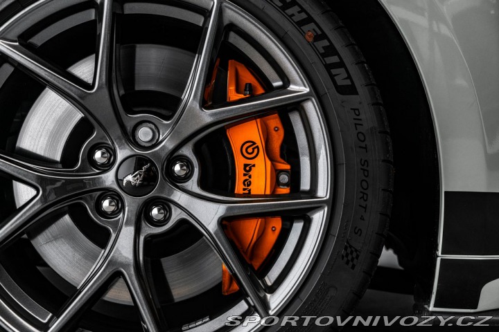 Ford Mustang Mach1 1800