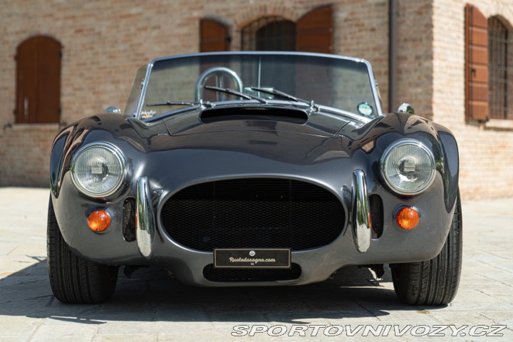 Ostatní značky Ostatní modely Pilgrim SUMO AC COBRA REPLICA 1972