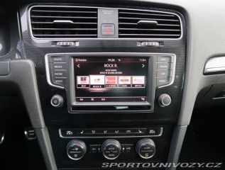 Volkswagen Golf Highline 2.0 GTI 2015