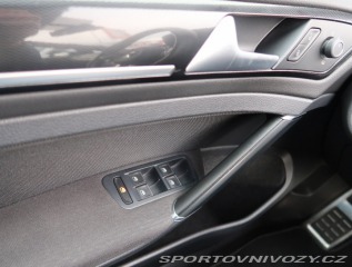 Volkswagen Golf Highline 2.0 GTI 2015