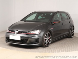 Volkswagen Golf Highline 2.0 GTI 2015