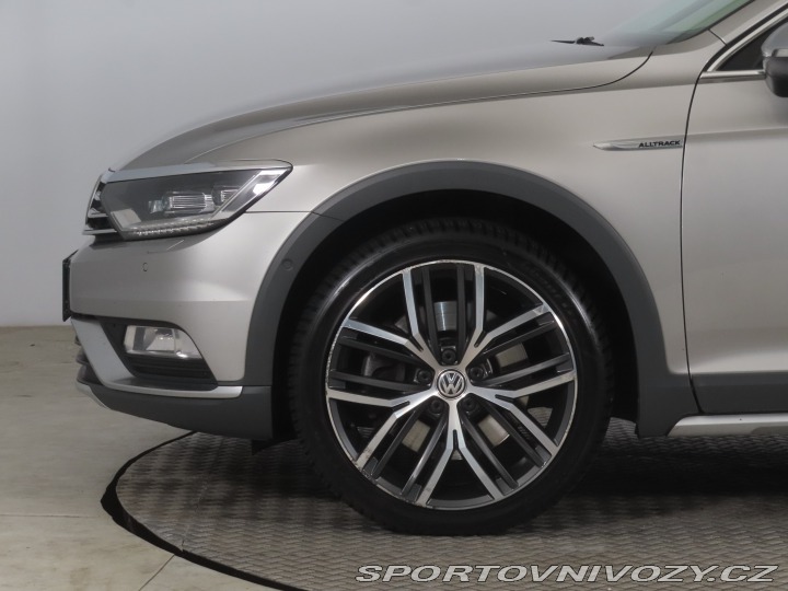 Volkswagen Ostatní modely Passat Alltrack 2.0 BiTDI 2016