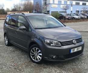 Volkswagen  Touran 2,0   TDI 2011