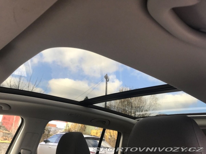 Volkswagen Ostatní modely Touran 2,0 TDI 2011 2011