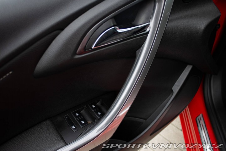 Opel Astra Sport Tourer ST 2.0 CDTI 2014