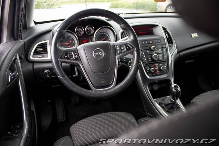 Opel Astra Sport Tourer ST 2.0 CDTI 2014