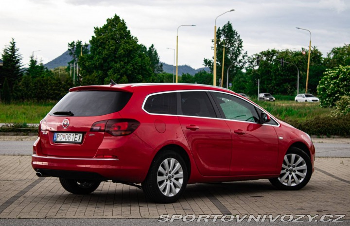Opel Astra Sport Tourer ST 2.0 CDTI 2014