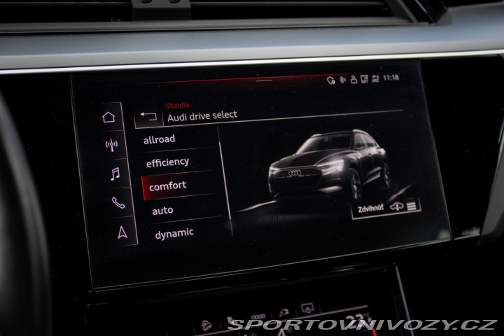 Audi Ostatní modely E-tron 55 quattro Basis 2021