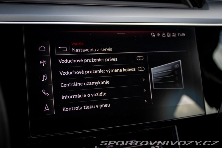 Audi Ostatní modely E-tron 55 quattro Basis 2021