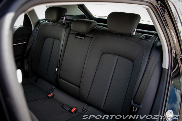 Audi Ostatní modely E-tron 55 quattro Basis 2021
