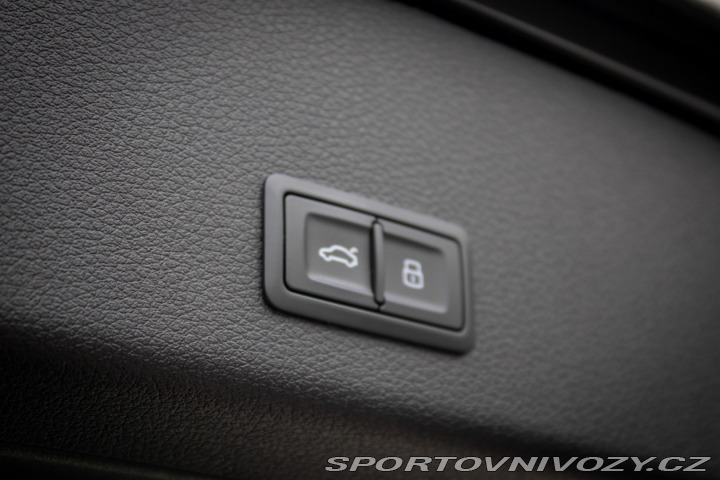 Audi Ostatní modely E-tron 55 quattro Basis 2021