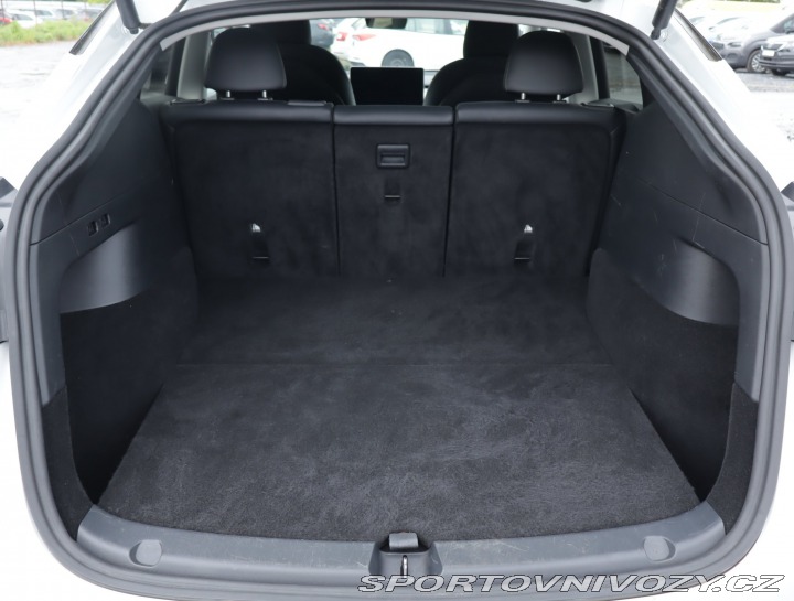 Tesla Model Y Long Range AWD 75kWh 2021