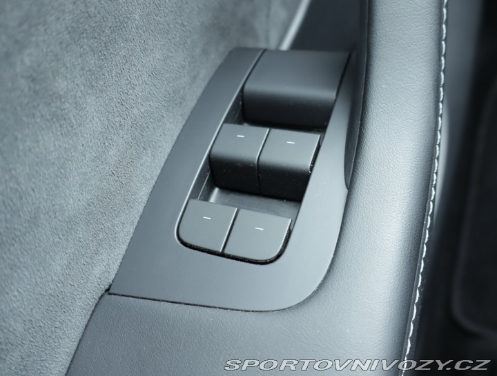 Tesla Model Y Long Range AWD 75kWh 2021