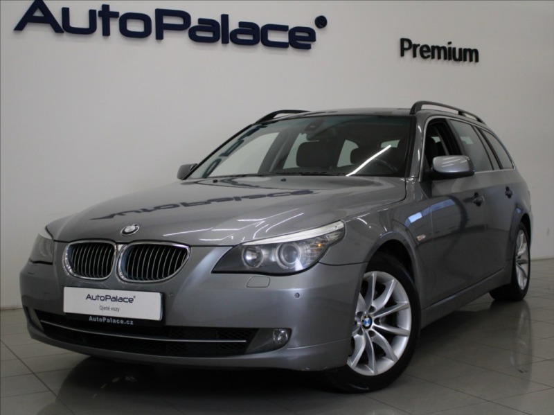 BMW 5 3,0 525d R6 145kW PANORAM