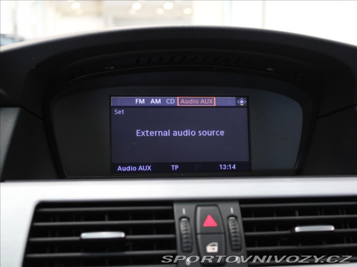 BMW 5 3,0 525d R6 145kW PANORAM 2009