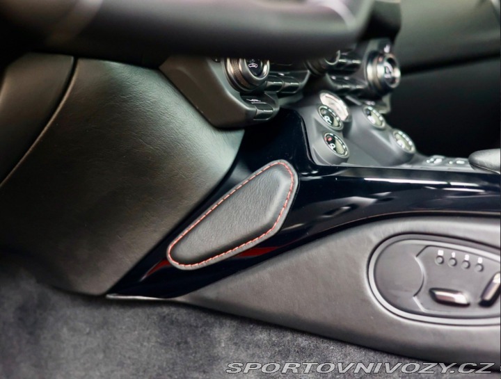 Aston Martin V8 Vantage 4.0 *AML Hyper 2019