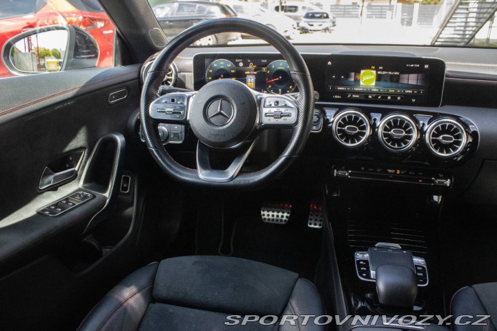 Mercedes-Benz CLA Kupé 250 4MATIC A/T 2019