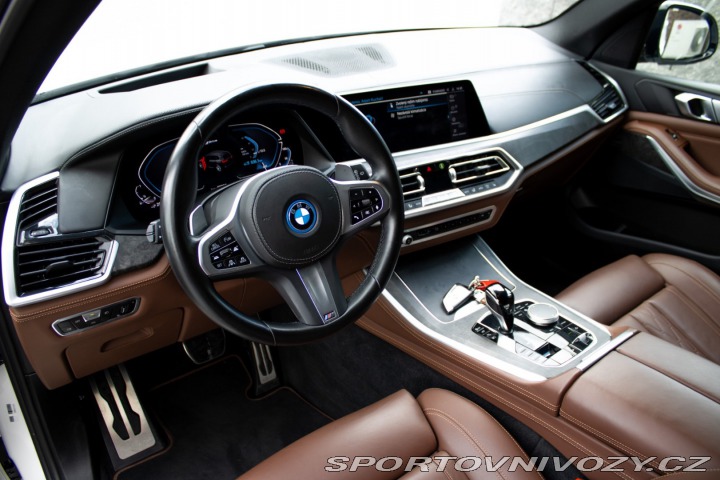 BMW X5 3.0 xDrive45e A/T M-Pack 2022