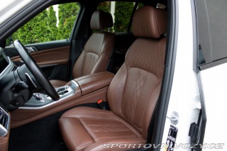 BMW X5 3.0 xDrive45e A/T M-Pack 2022