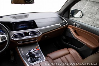 BMW X5 3.0 xDrive45e A/T M-Pack 2022
