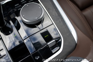 BMW X5 3.0 xDrive45e A/T M-Pack 2022