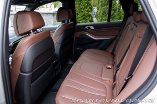 BMW X5 3.0 xDrive45e A/T M-Pack 2022