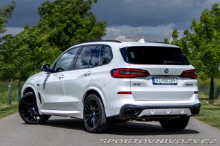 BMW X5 3.0 xDrive45e A/T M-Pack 2022