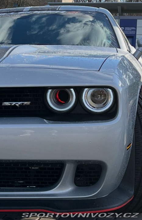 Dodge Challenger  2020