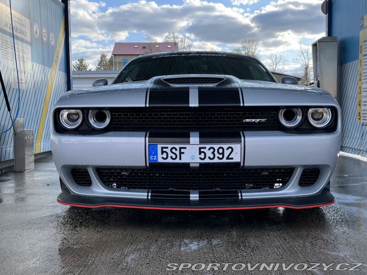 Dodge Challenger 2020